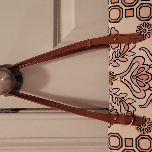 Tory Burch Hicks Garden Print Large Tote - Picture 3 of 8